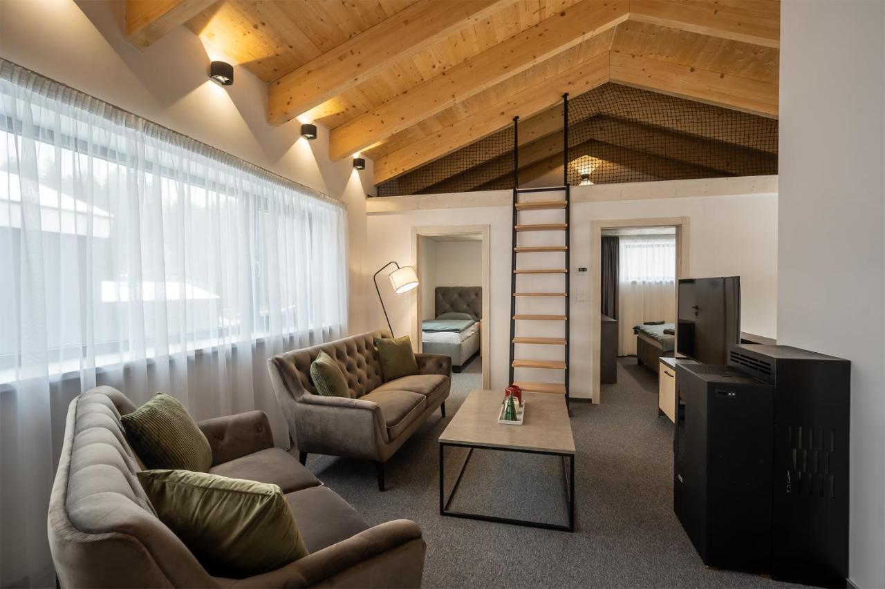 Chalet Malino - Apartments Ruzomberok Esterno foto